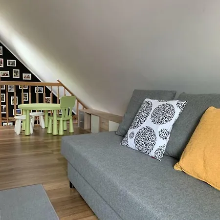 Apartament Karkonoski W Kowarach Lägenhet